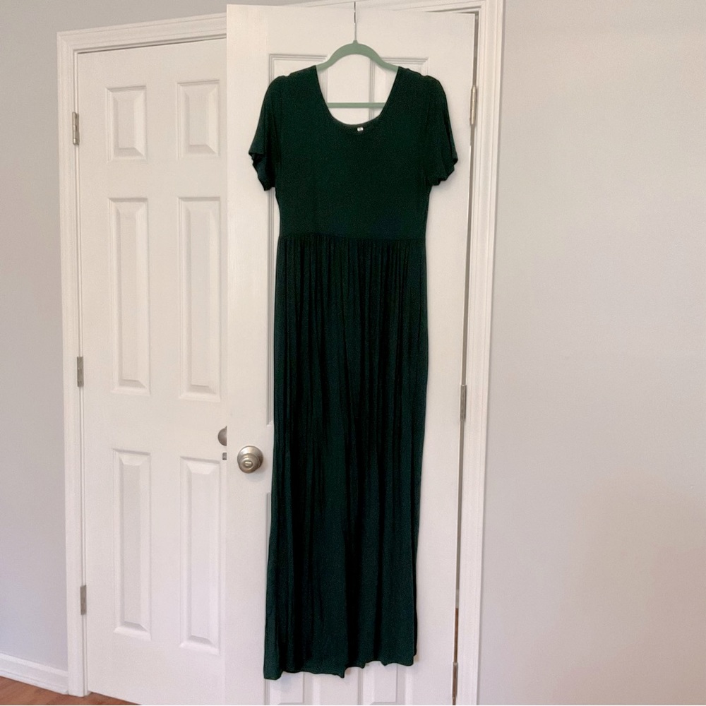 Dark Green Maxi Dress with Pockets - Size XLarge